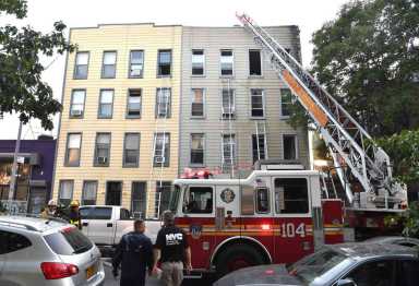 Firefighters battle Williamsburg inferno