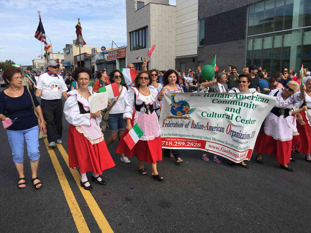 Explore the party: Columbus Parade celebrates Italian-American culture in Bensonhurst • Brooklyn Paper