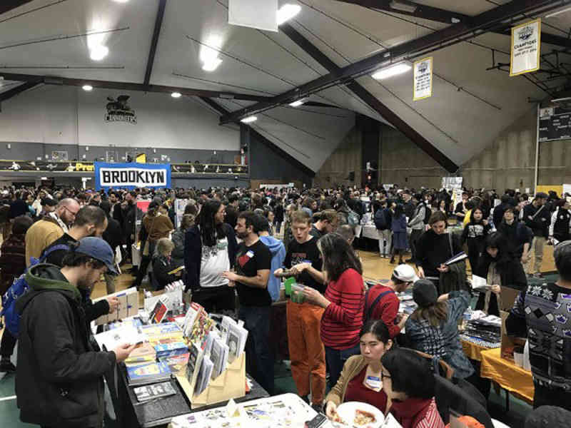Inking out loud: Comic fest gets cartoonists out of the studio