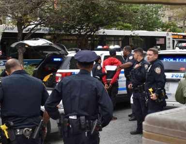 Gunshots ring out at Jay Street subway station