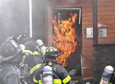 Gasoline explosion injures four people in Kensington: FDNY