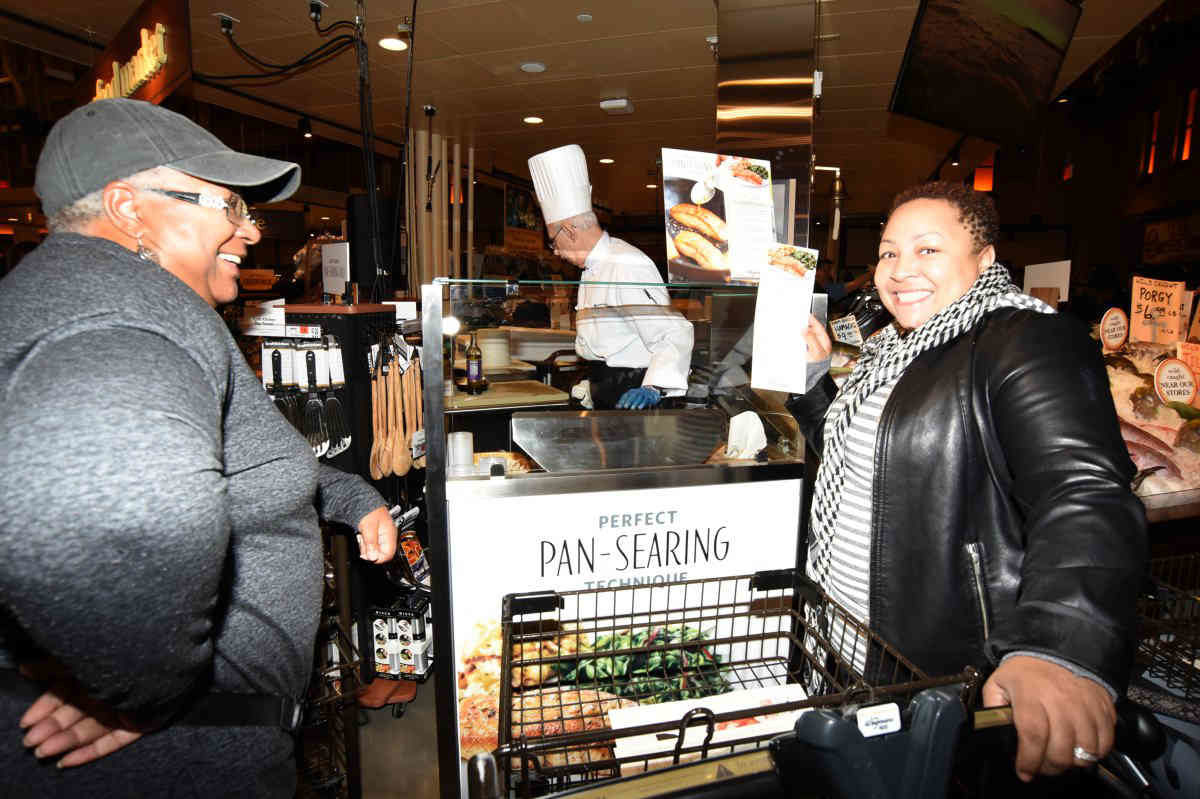 Wegman-ia! Massive upstate grocery store draws thousands on rainy opening day
