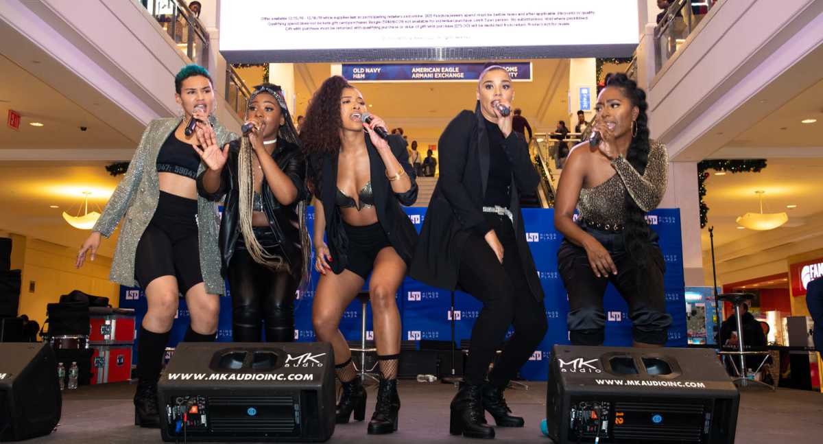 Corazon_Kijgs_Plaza_ConcertDSC_0538
