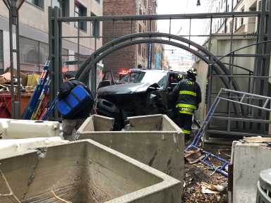 Pearl-St-Crash-01