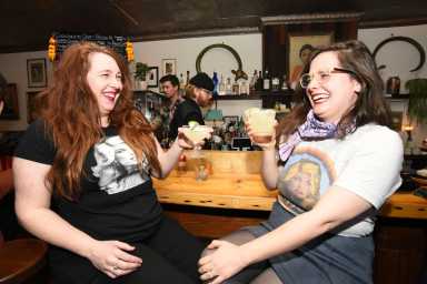 24-dollys-bar-review-2020-01-31-bk01,BC,PRINT_WEB,WEB