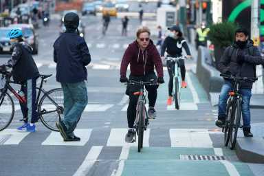 2020-04-17T095759Z_2036241441_RC296G9QNSRV_RTRMADP_3_HEALTH-CORONAVIRUS-USA-BIKES-1536×1024