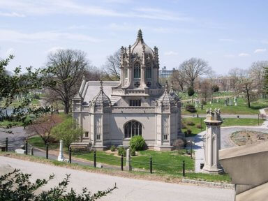 Green-Wood_Cemetery_Chapel_(61921)