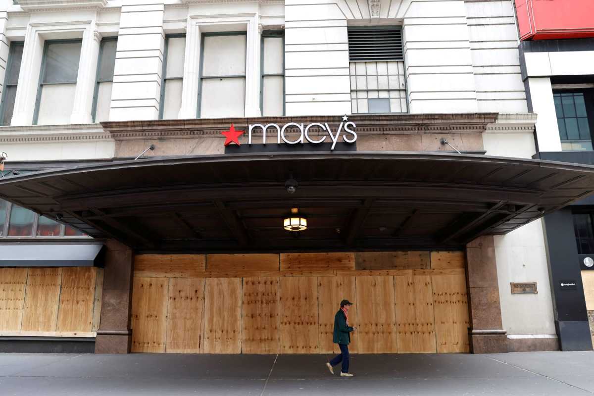 Damage and cleanup after protests against the death in Minneapolis police custody of George Floyd in New York