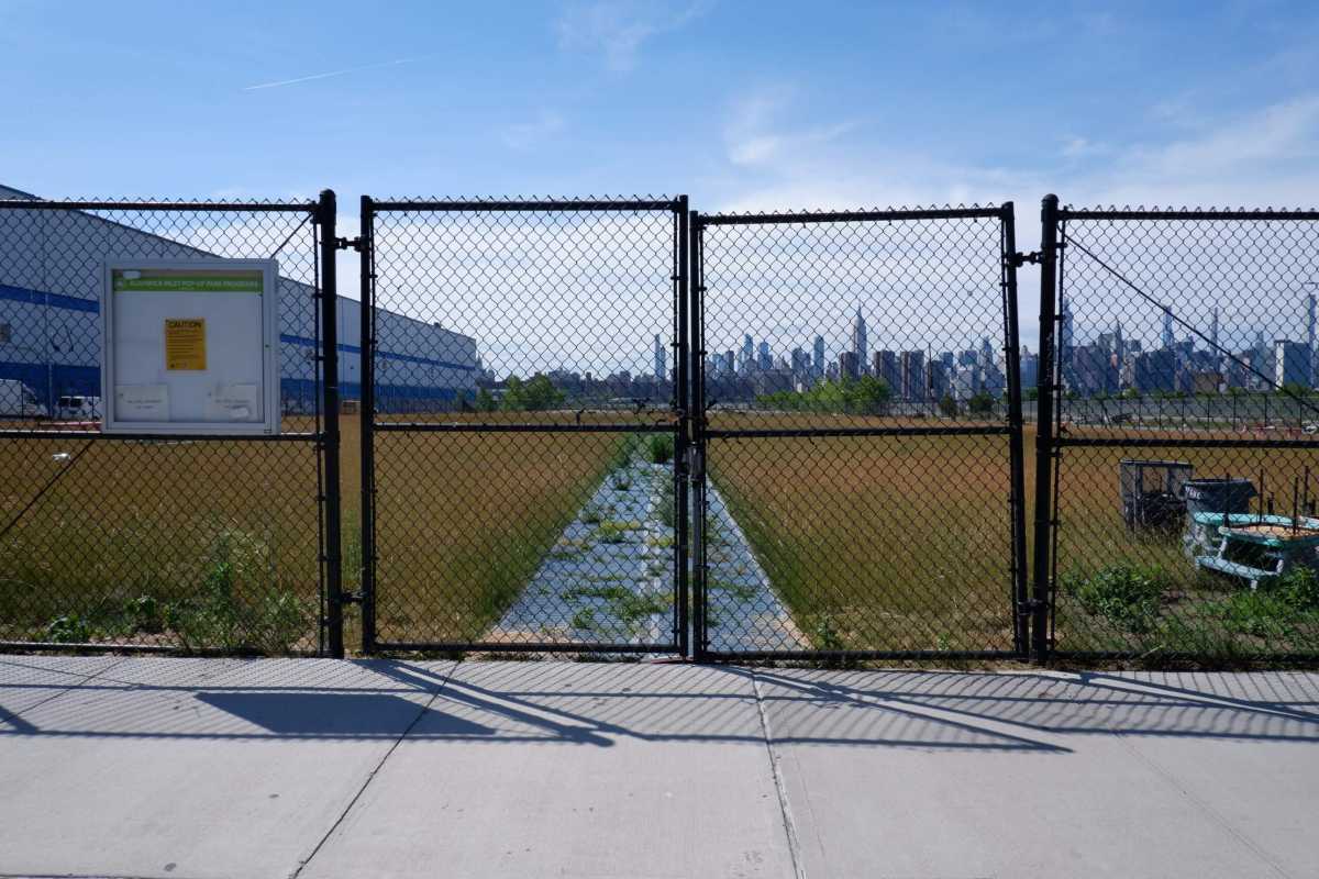 50 Kent Ave front