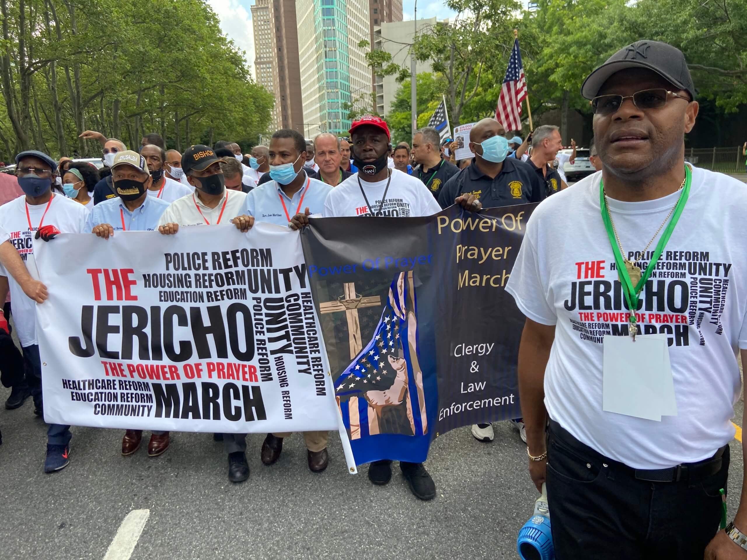 United Clergy Coalition Lead “Jericho March” Across Brooklyn Bridge in Hopes of Tearing Down ‘Walls of Division and Hatred’ in New York