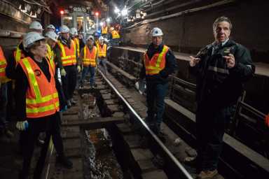 all-cuomo-visits-l-train-tunnel-2018-12-21-bk01,BC,PRINT_WEB