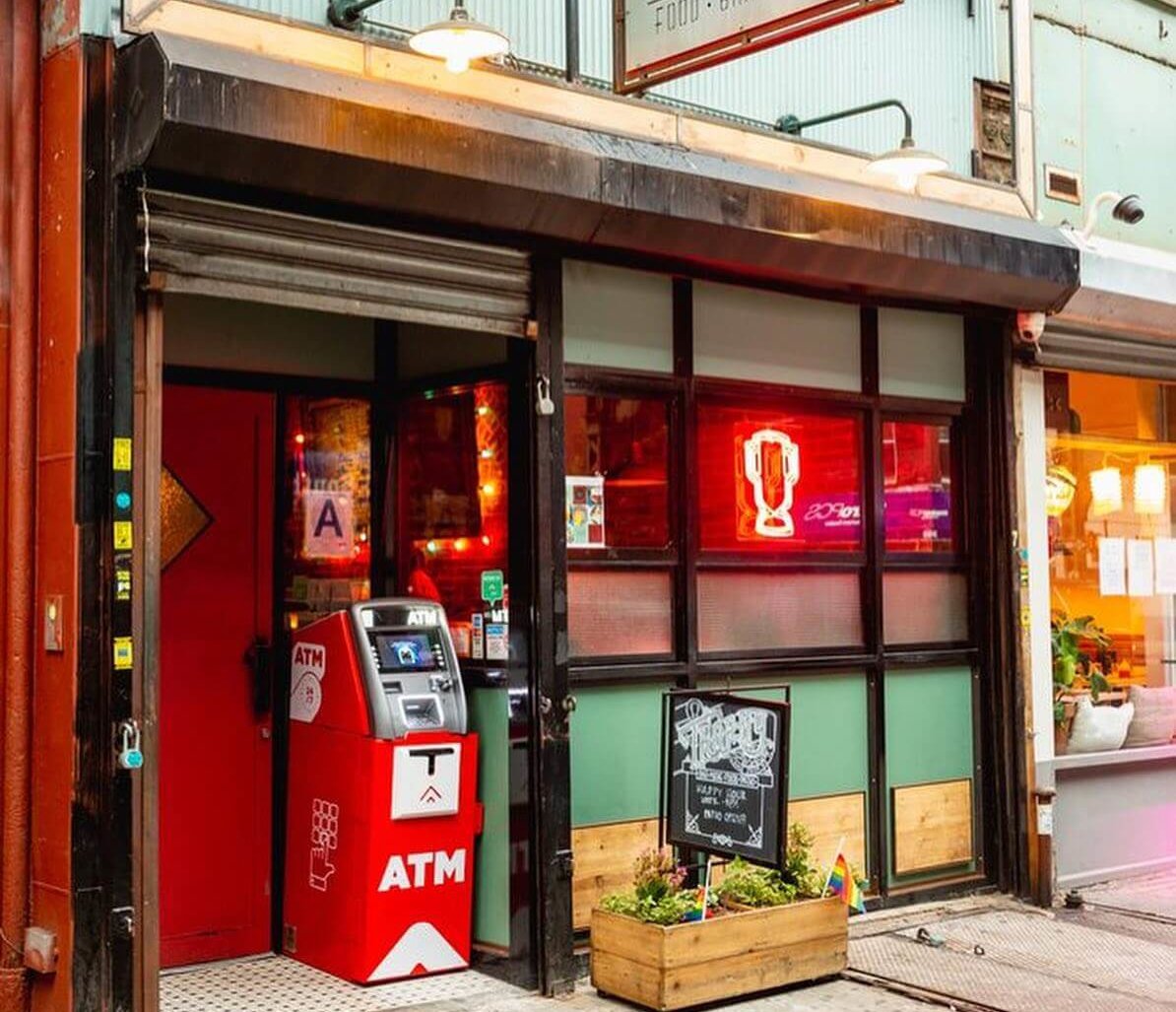 trophy bar