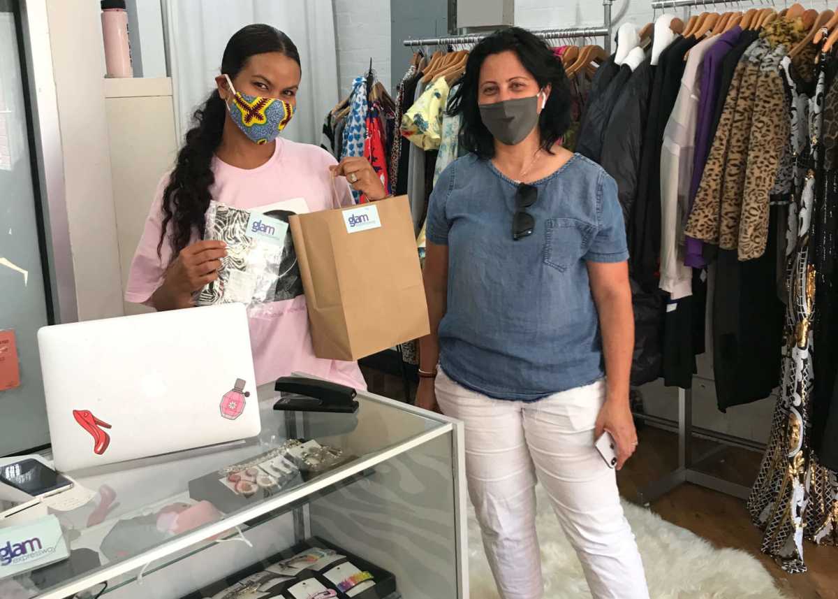 on_L_Lindsay_Stuart_Owner_Glam_Express_on_R_Maya_Komerov_Founder_CinchMarket