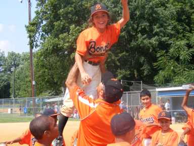 31_30_littleleaguekids1_z