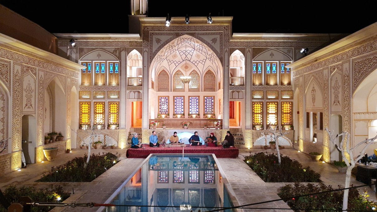 Ensemble Photo at Mahinistan_Lost In The Desert Sky_ Kayan Kalhor_Photo Courtesy of Artist