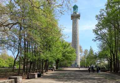 fort-greene-park-protest-shutdown-sdevries