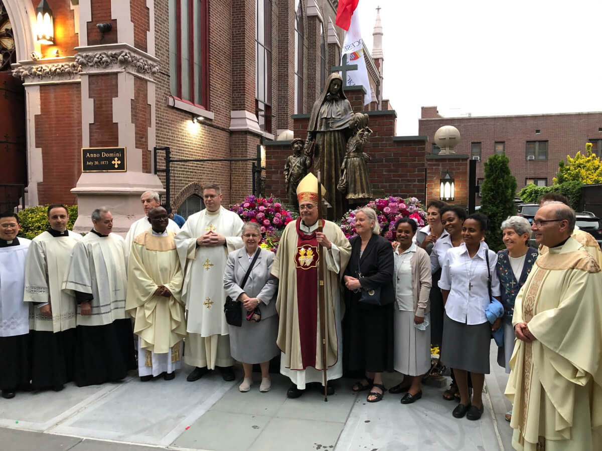 Diocese unveils Mother Cabrini statue in Carroll Gardens • Brooklyn Paper