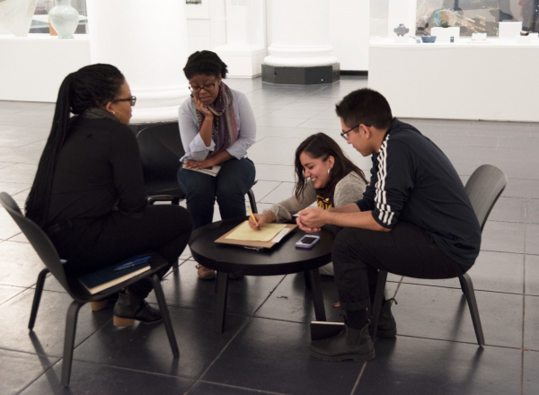 2021_April_May_Hablemos_We_Speak_Art_Education_Team_Workshop_20181113_EDU_07_Jonathan_Dorado_2000w_600_440