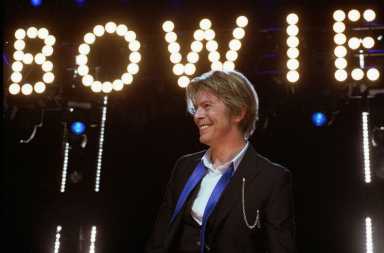David-Bowie_Chicago_2002-08-08_photoby_Adam-Bielawski