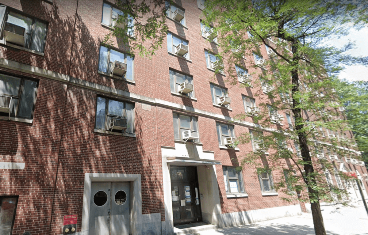 construction worker death at 124 columbia heights