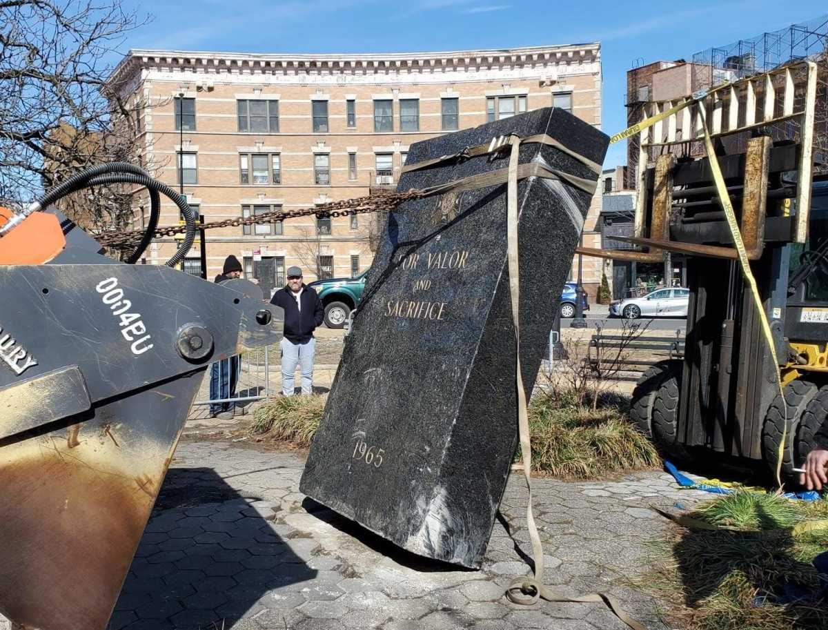 parks employees fix bartel pritchard war memorial