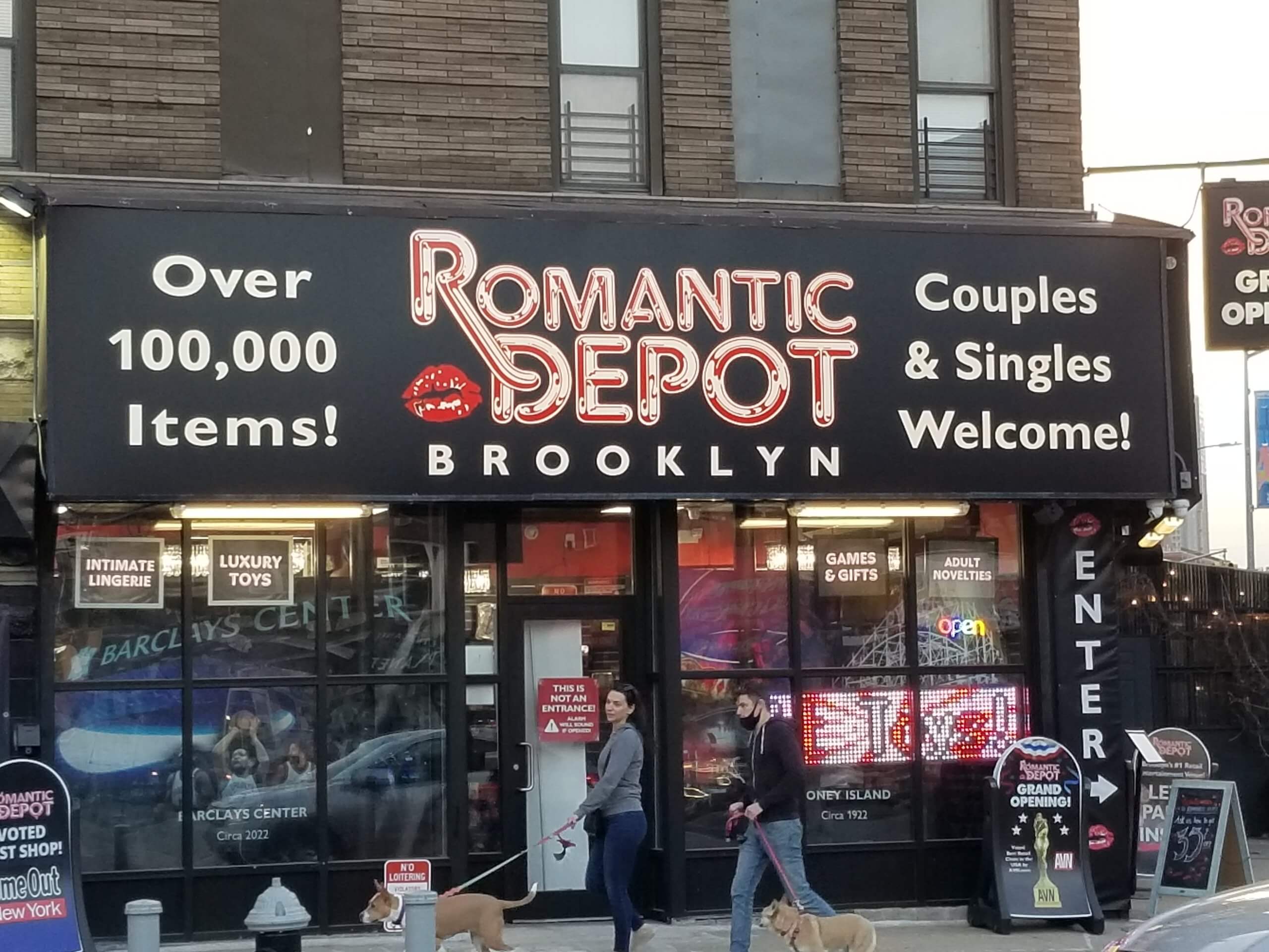 Opposition to new Clinton Hill sex shop reaches climax • Brooklyn Paper photo