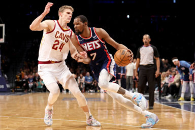 2022-04-09T025120Z_107749235_MT1USATODAY18047808_RTRMADP_3_NBA-CLEVELAND-CAVALIERS-AT-BROOKLYN-NETS-1200×800-1