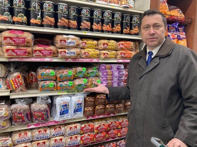 councilmember Ari Kagan at coney island supermarket fine fare
