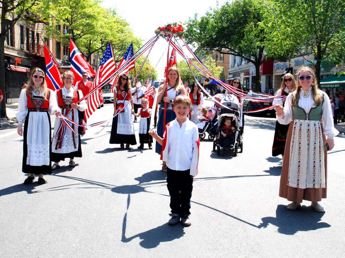 norwegian day parade