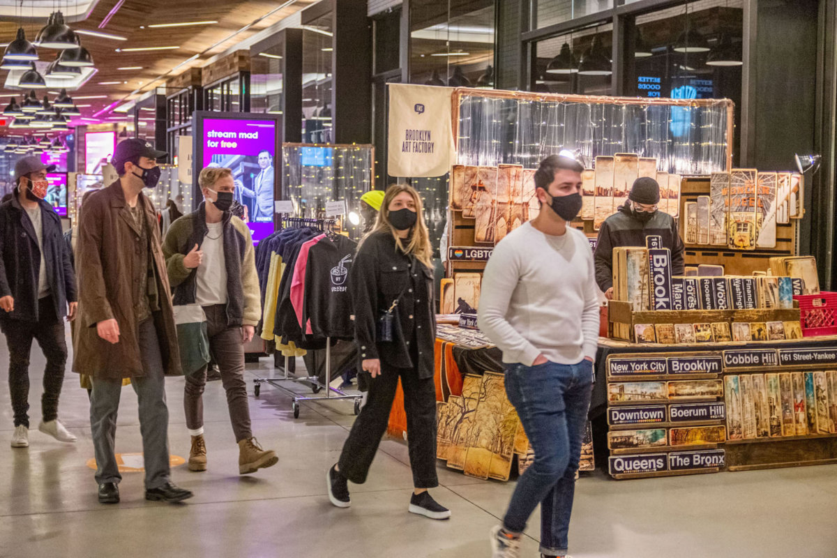 MkrsHolMrkt2020–6830