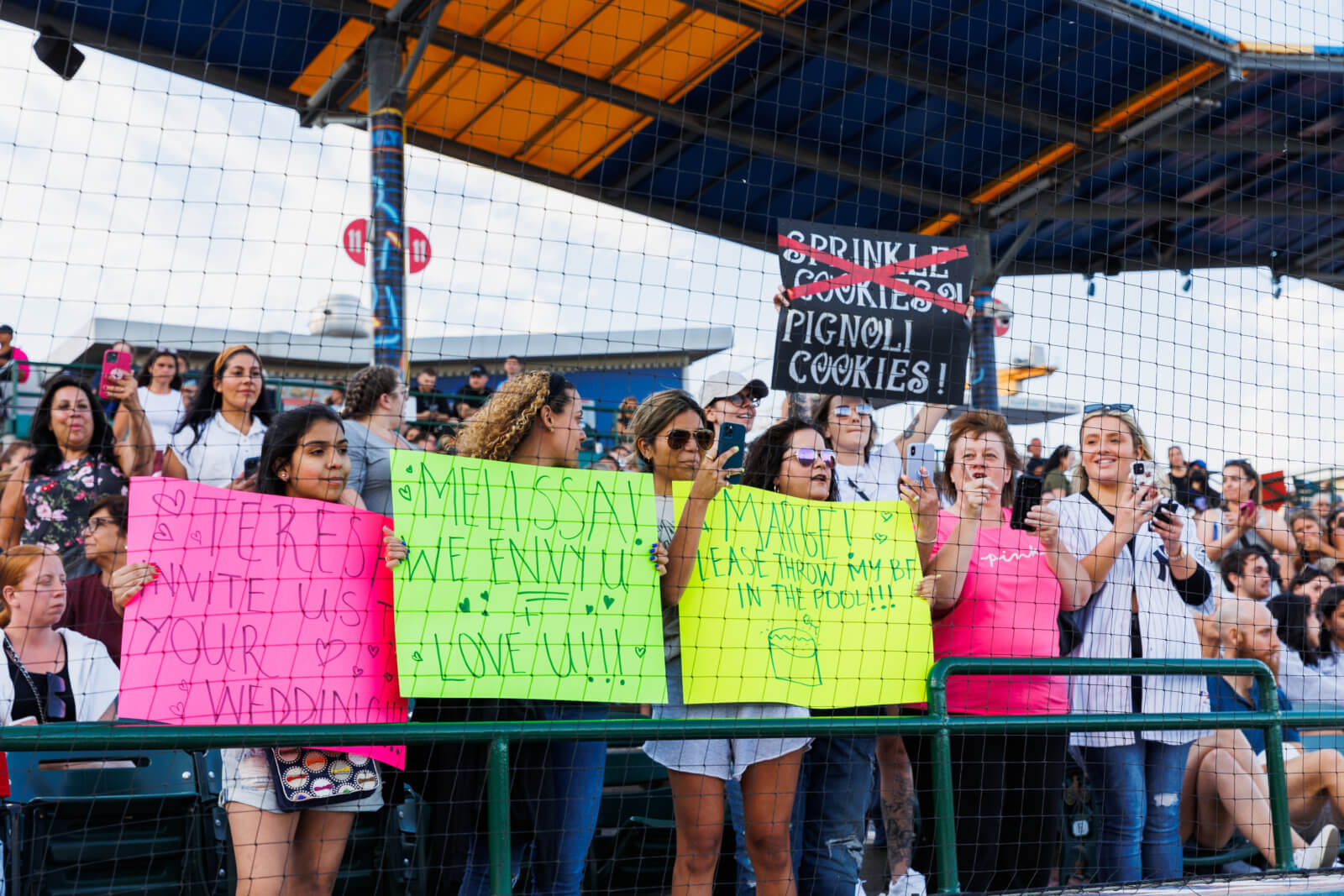 Real Housewives play Maimonides in annual ‘Battle for Brooklyn’ charity