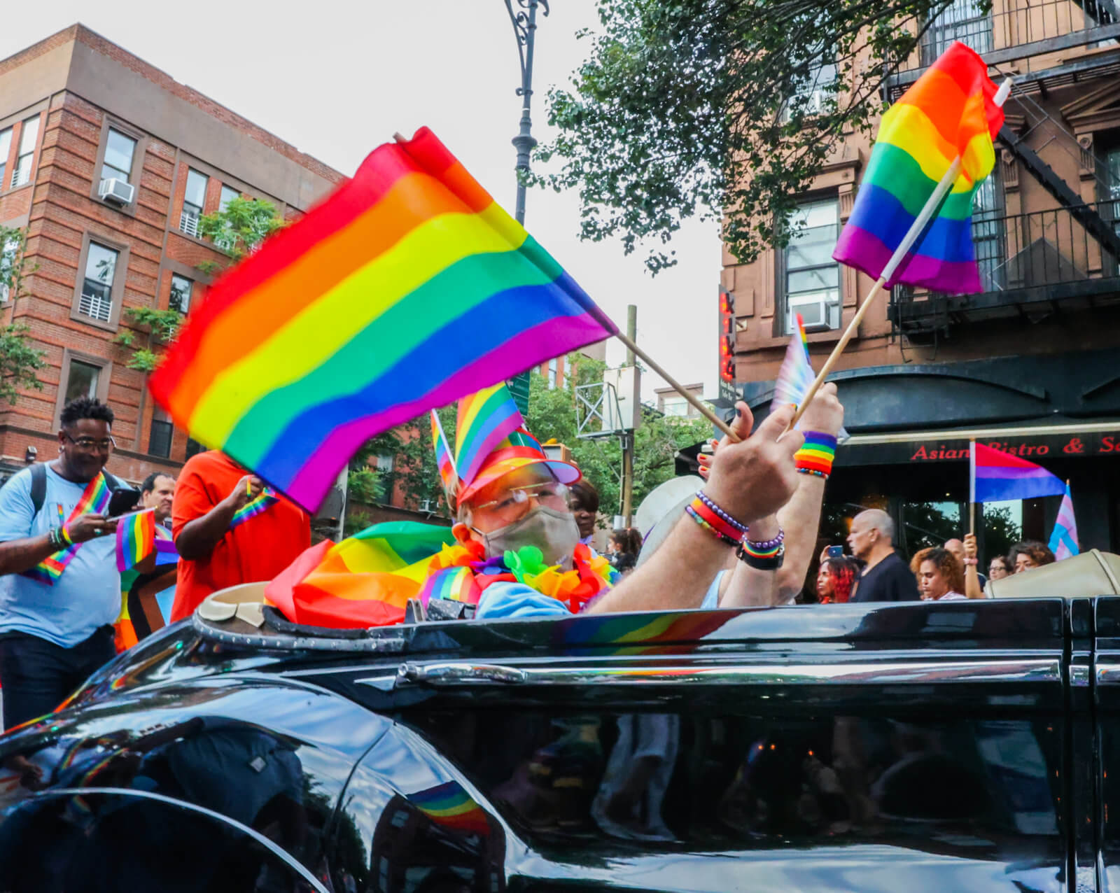 PHOTOS Brooklyn Pride takes over Park Slope’s Fifth Avenue • Brooklyn