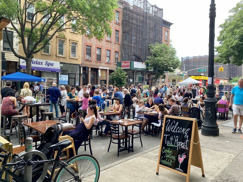 Art Stroll & Outdoor dining Open Streets