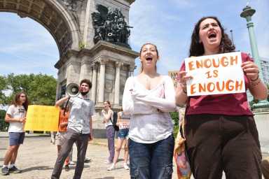 students chant at gun reform protest