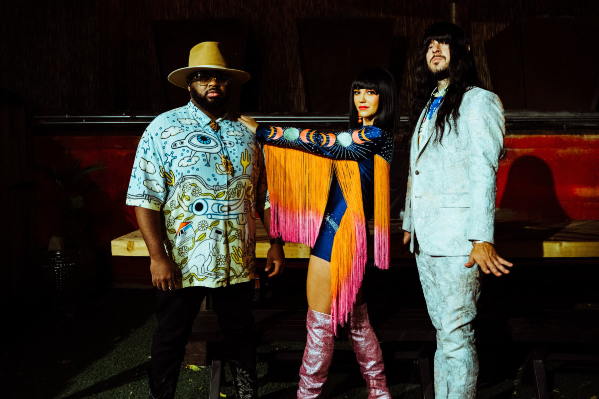 Khruangbin & Vieux Farka Toure