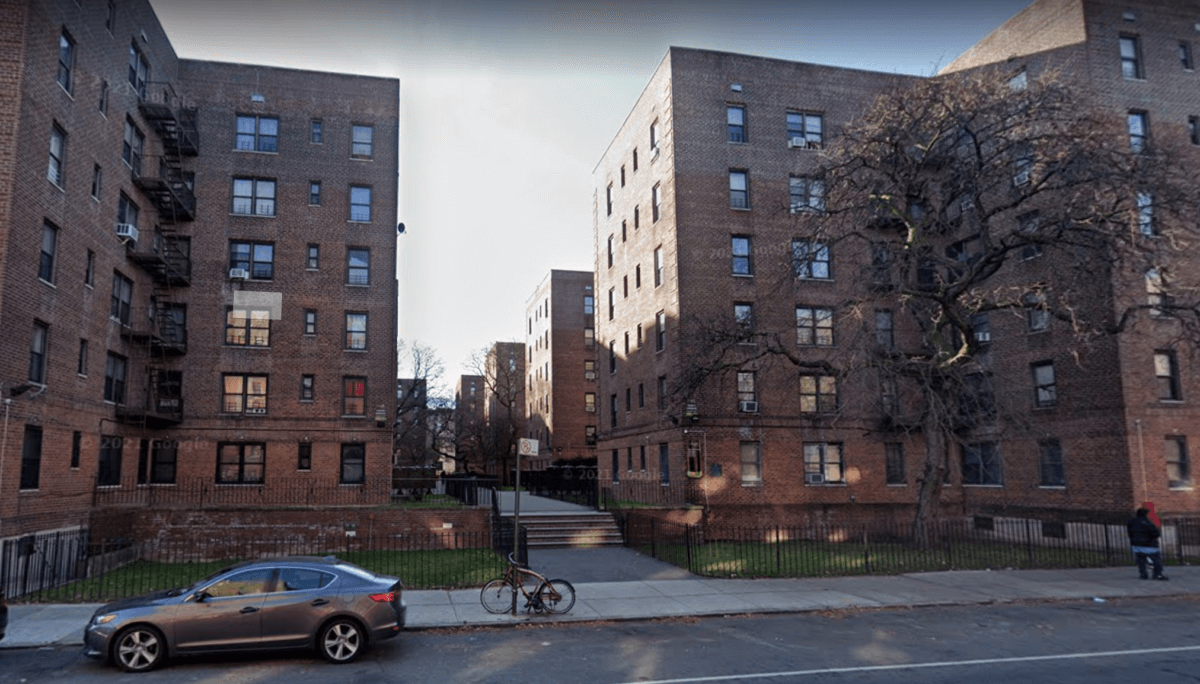 ‘We have no rights with this management’ Flatbush Gardens tenants