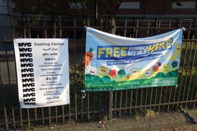 cooling center sign at williamsburgh library