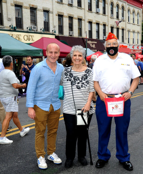 max rose at summer strolls