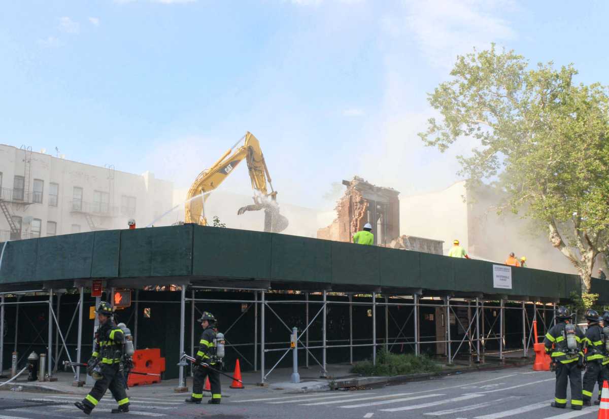 bed-stuy-brooklyn-441-willoughby-dangler-demo-07212022-absmith-16-scaled