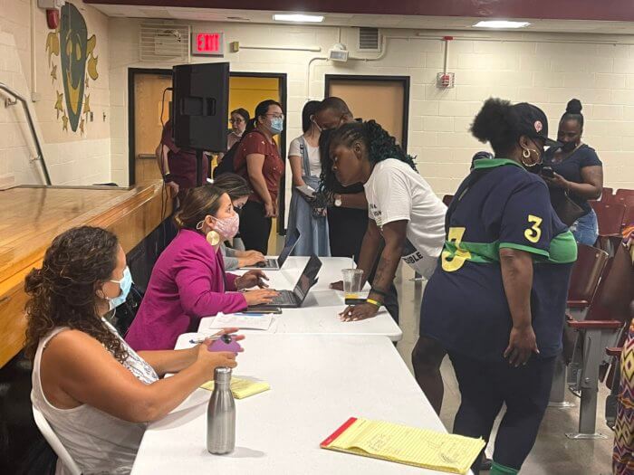 NYCHA tenants meet with lawyers about gas outage lawsuit