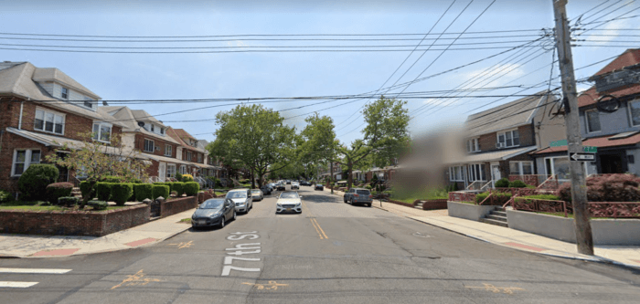 intersection of 10th avenue and 77th street in dyker heights