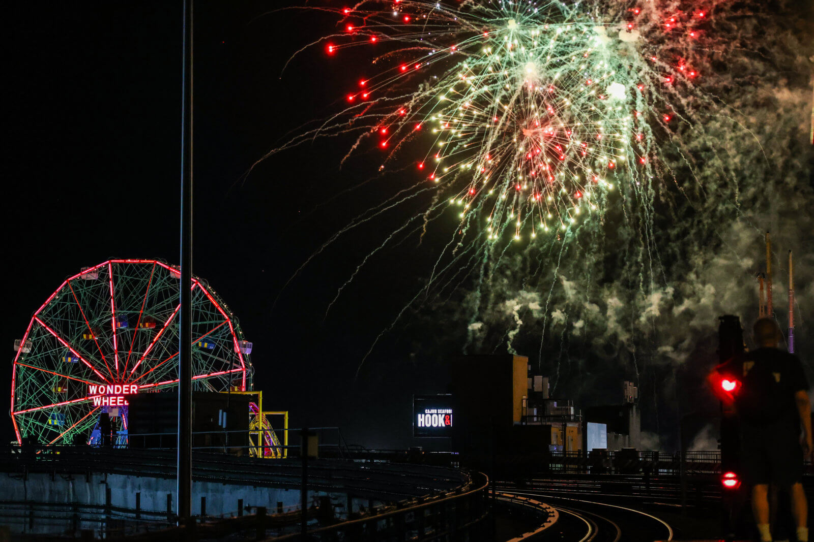 ‘Bouncing back’ Coney Island hosts last fireworks show of the year