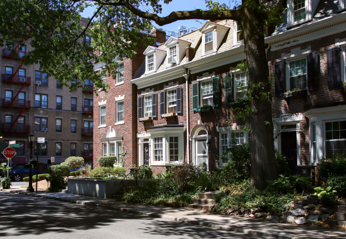 flatbush-brooklyn-albemarle-terrace-links-2022-sdevries-1