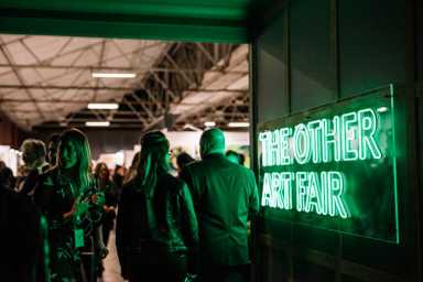 01-The-Other-Art-Fair-x-Phoebe-Powell-PRINT_129-2-1200×800-1