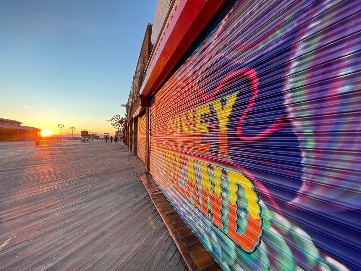 24-coney-mural-mermaid-boardwalk-2021-01-29-bk03,BC,PRINT_WEB,WEB