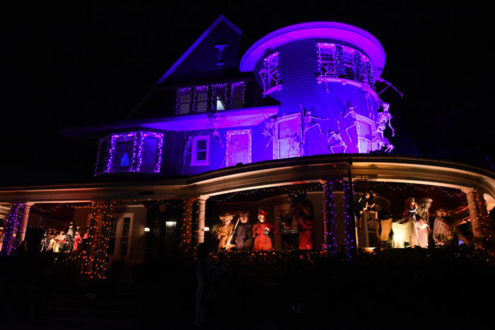 halloween trick or treating house
