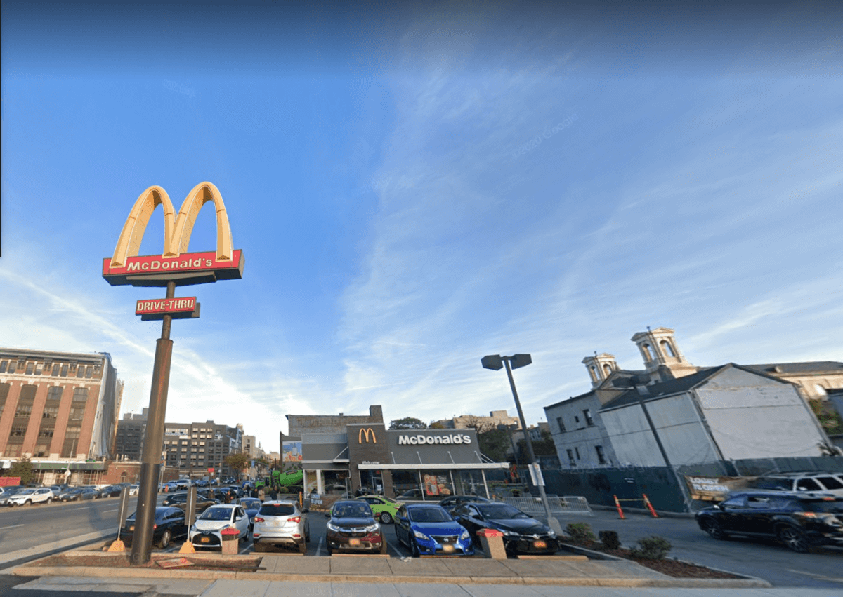 mcdonald's sign on atlantic avenue