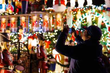 Dyker Lights
