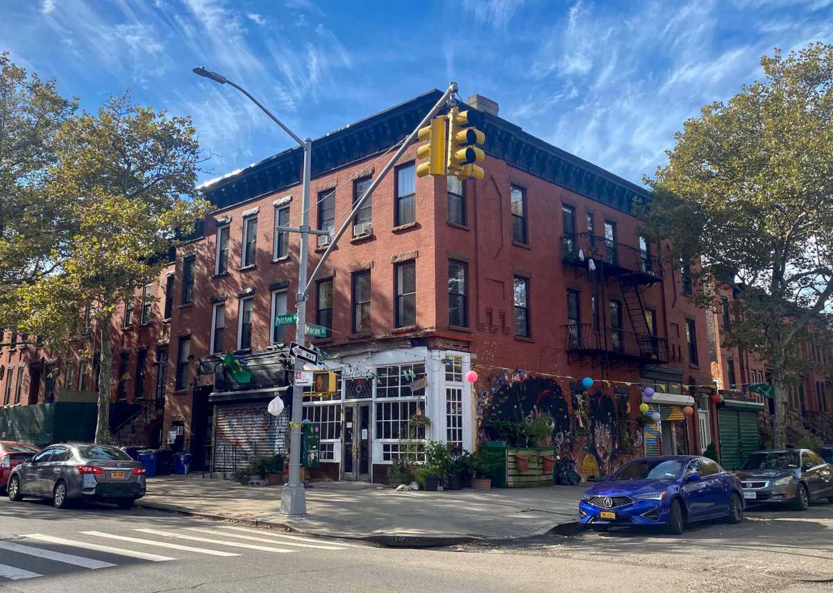 bed-stuy-brooklyn-cafe-tucum-closure-210-patchen-avenue-102822-abs-5
