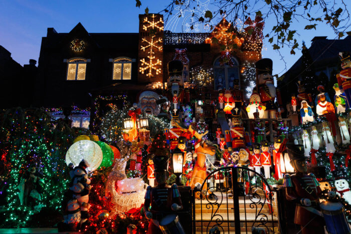 dyker lights
